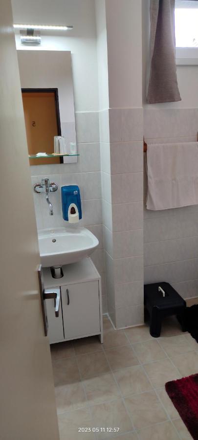 Motorest U Kone Kamenicky Senov Dış mekan fotoğraf